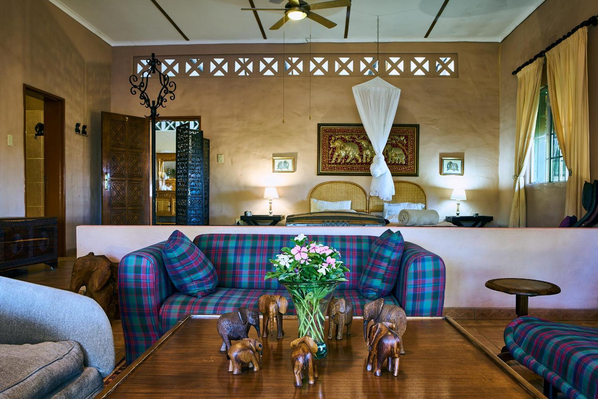 Corona Guest Farm Экстерьер фото